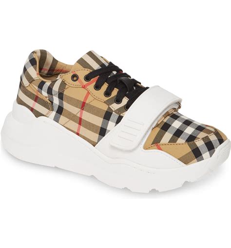 immagini sneakers burberry|burberry shoes for women.